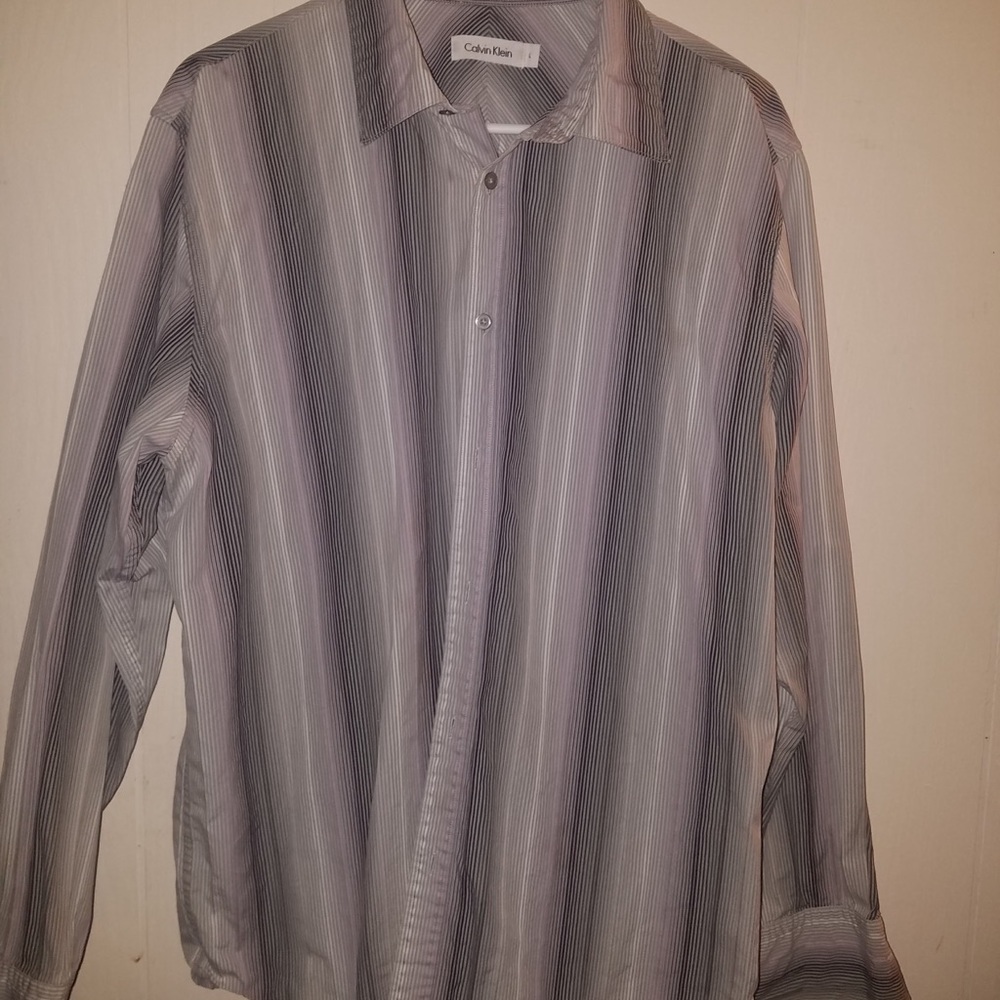 Calvin Klein men’s button down shirt sz large